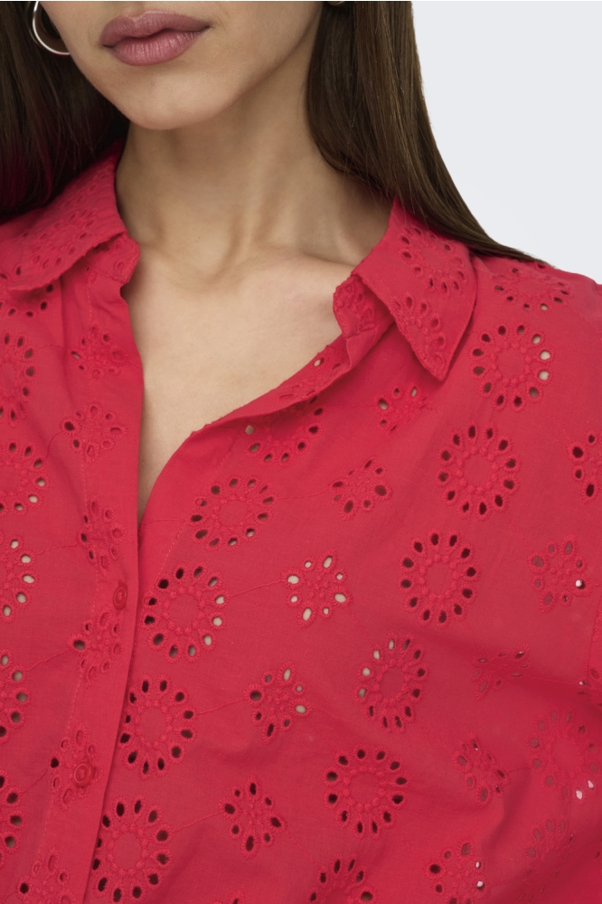 Jacqueline de Yong rode dames blouse | Close up