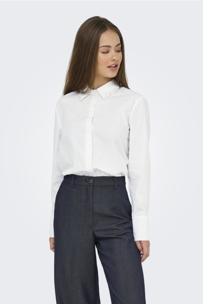 Jacqueline de Yong witte dames blouse | Model vooraanzicht