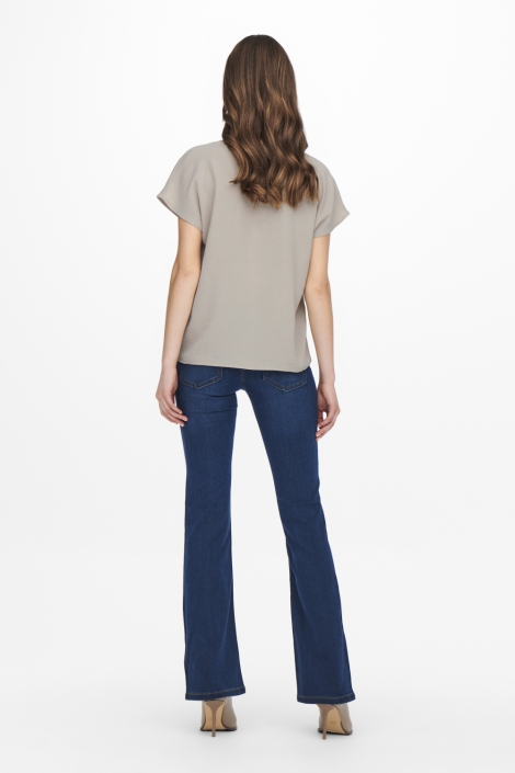 Jacqueline de Yong beige dames t-shirt | Model achteraanzicht