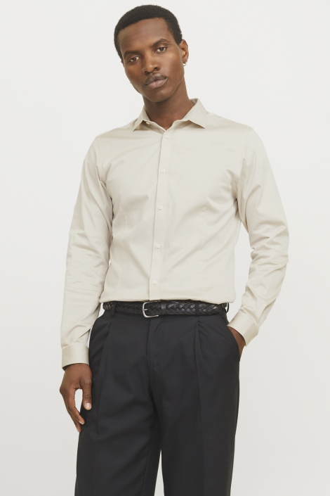 Jack & Jones beige heren overhemd | Model vooraanzicht