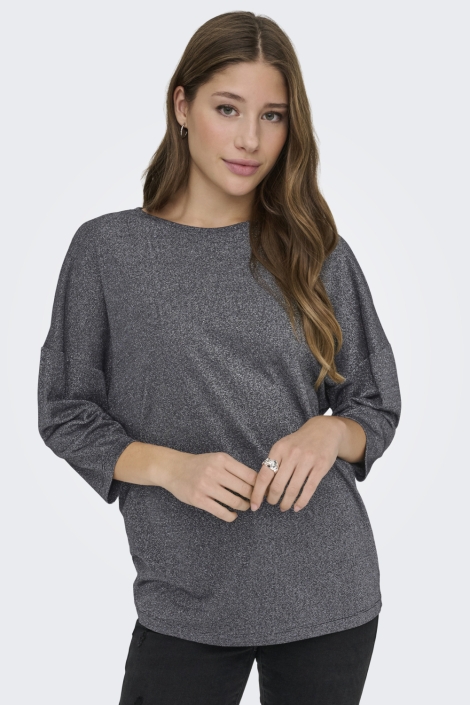 Only zwarte dames t-shirt | Model vooraanzicht