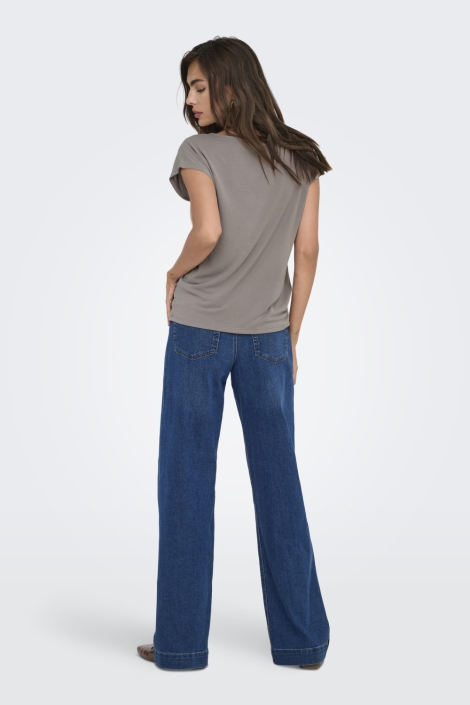 Only grijze dames t-shirt | Model