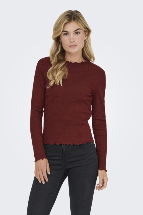 Only bordeaux dames t-shirt | Model vooraanzicht