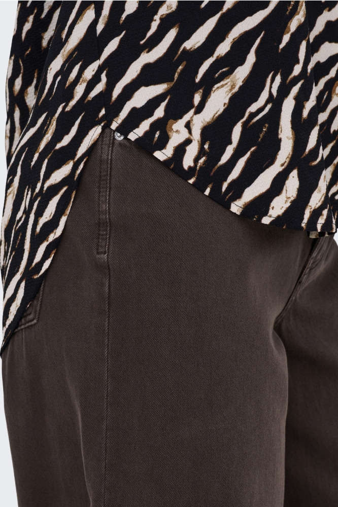 Only zwarte dames t-shirt | Close up