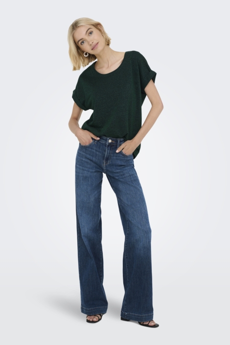 Only groene dames t-shirt | Model