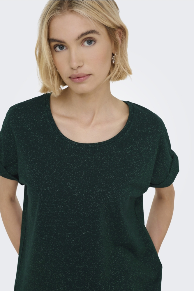 Only groene dames t-shirt | Close up
