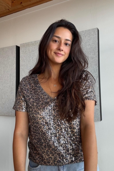 Vero Moda beige dames t-shirt | Model vooraanzicht