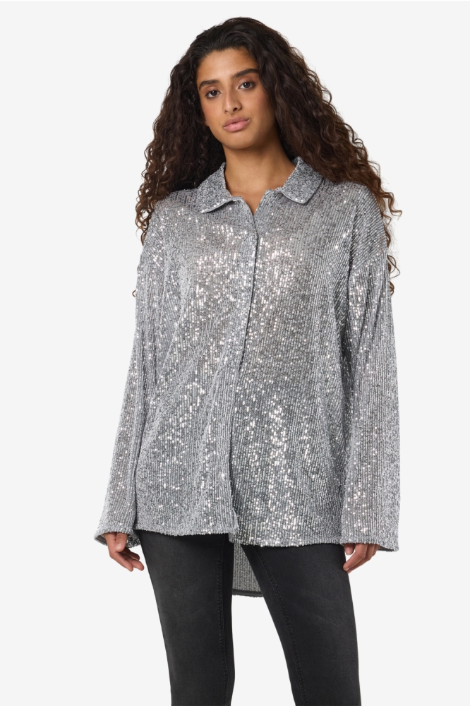 Noisy may zilveren dames blouse | Model vooraanzicht