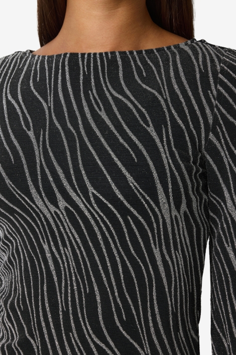 Noisy may zwarte dames t-shirt | Kleurstaal