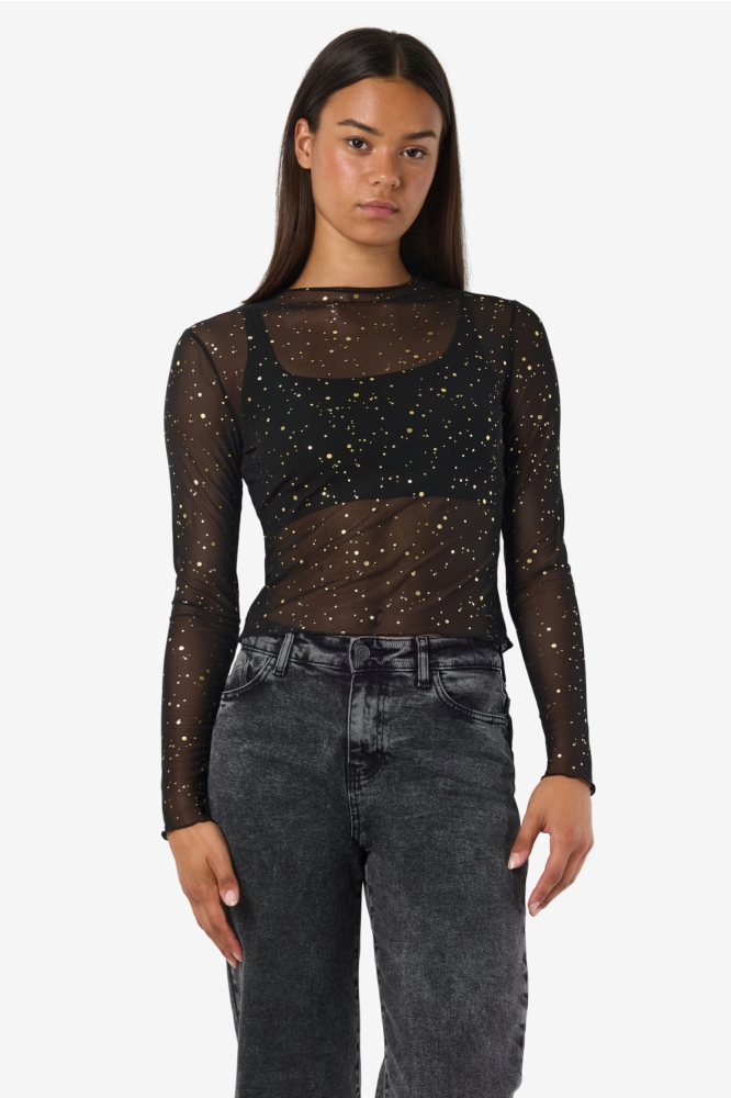 Noisy may zwarte dames top | Model vooraanzicht