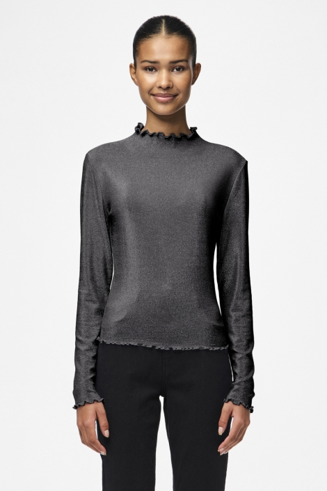 Pieces zwarte dames t-shirt | Model vooraanzicht