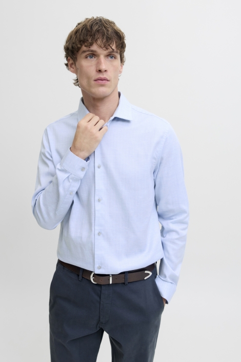 Jack & Jones blauwe heren overhemd | Model vooraanzicht