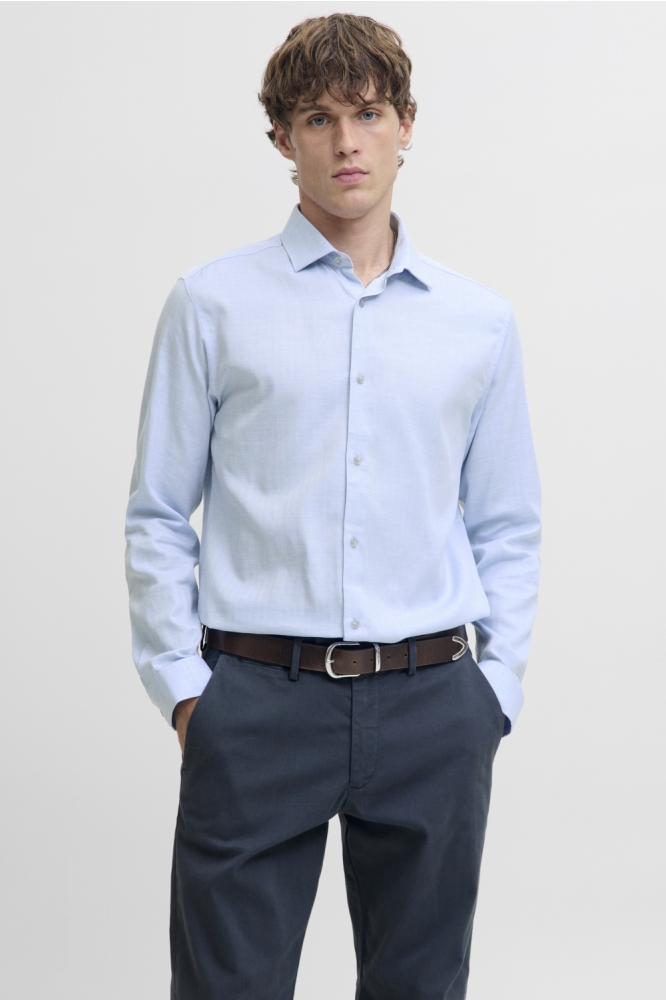 Jack & Jones blauwe heren overhemd | Model vooraanzicht