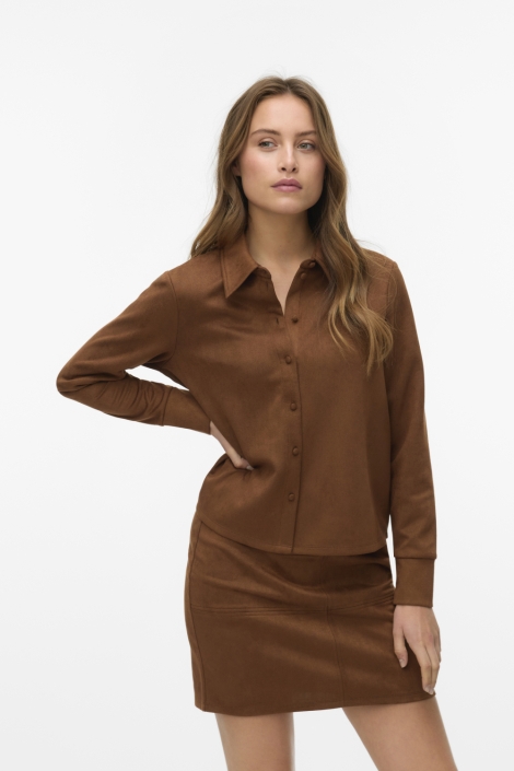 Vero Moda bruine dames blouse | Model vooraanzicht