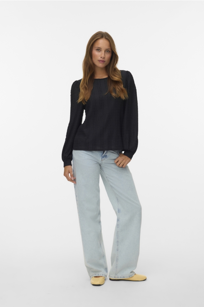 Vero Moda zwarte dames t-shirt | Model