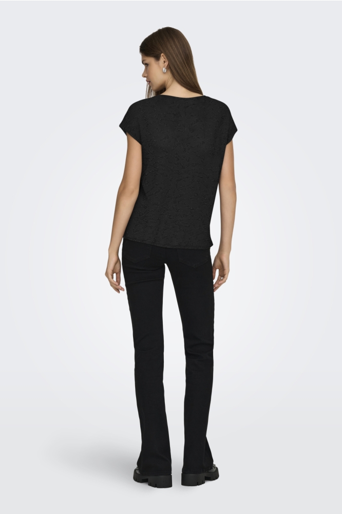 Only zwarte dames t-shirt | Model achteraanzicht