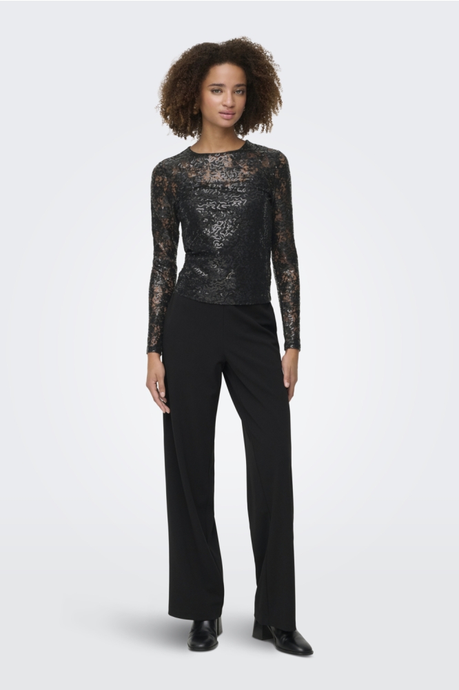 Only zwarte dames t-shirt | Model