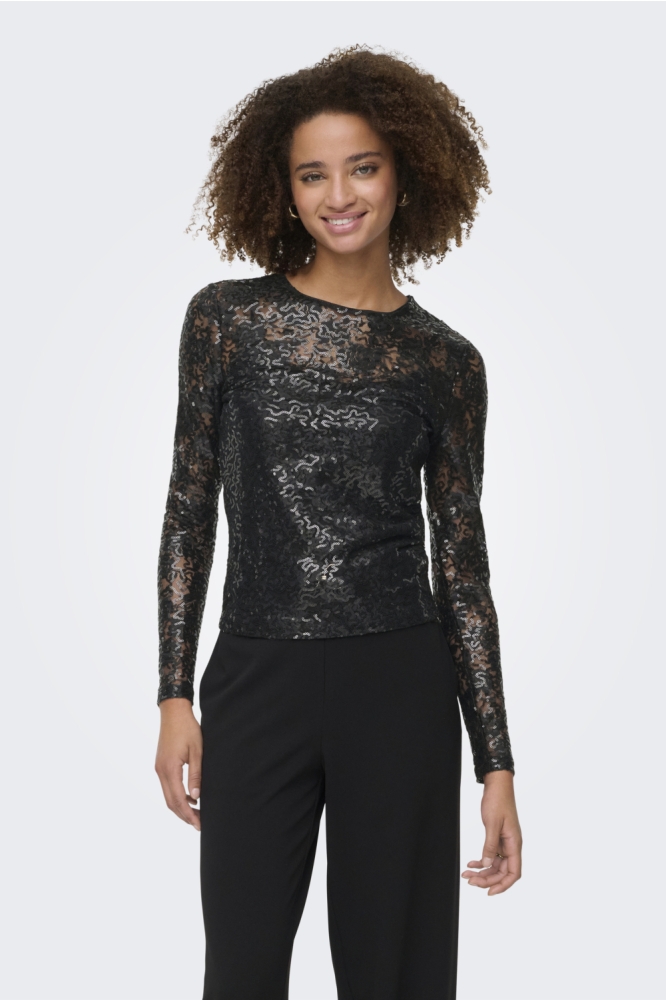 Only zwarte dames t-shirt | Model vooraanzicht