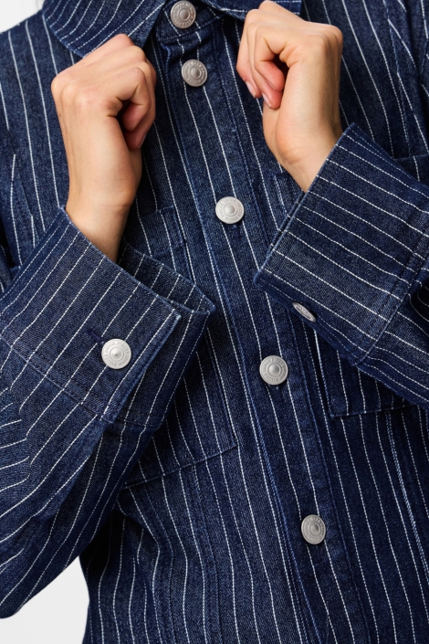 Pieces blauwe dames blouse | Close up