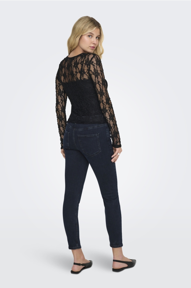 Only zwarte dames t-shirt | Model