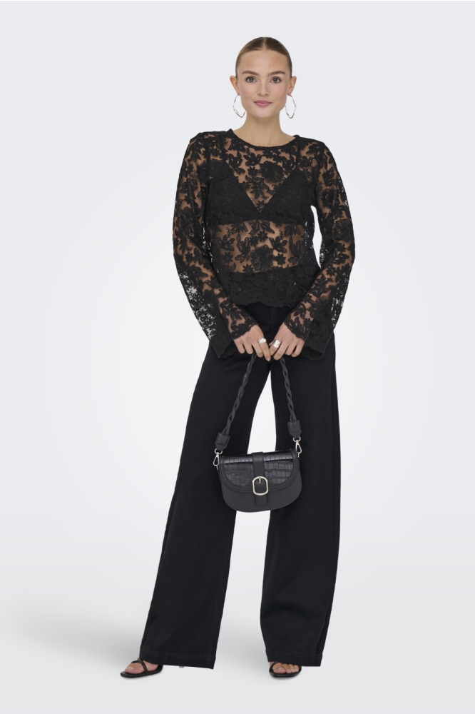 Only zwarte dames t-shirt | Model