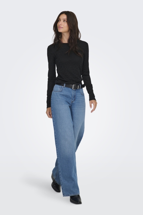 Only zwarte dames t-shirt | Model