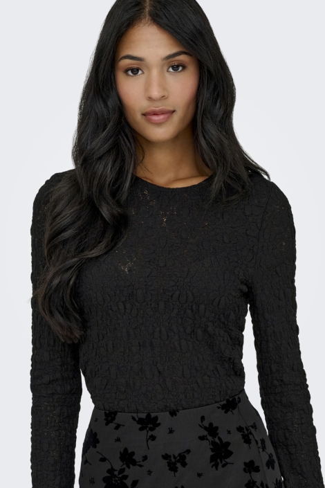 Only zwarte dames t-shirt | Close up