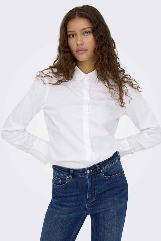 Only witte dames blouse | Model vooraanzicht