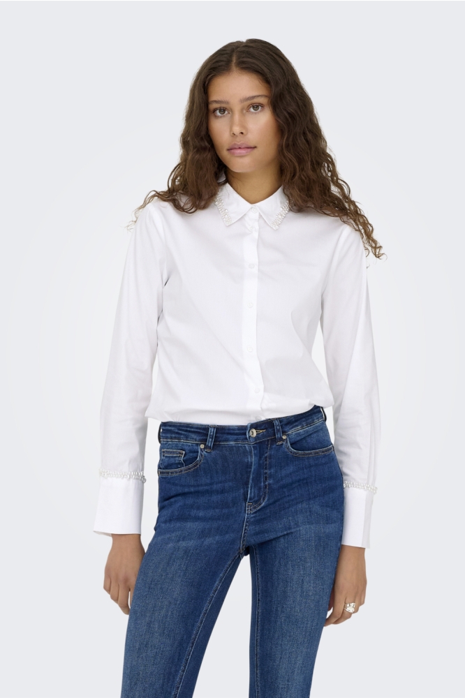 Only witte dames blouse | Model vooraanzicht