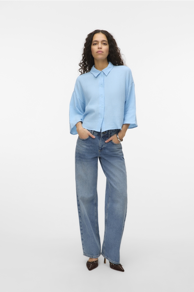 Vero Moda blauwe dames blouse | Model vooraanzicht
