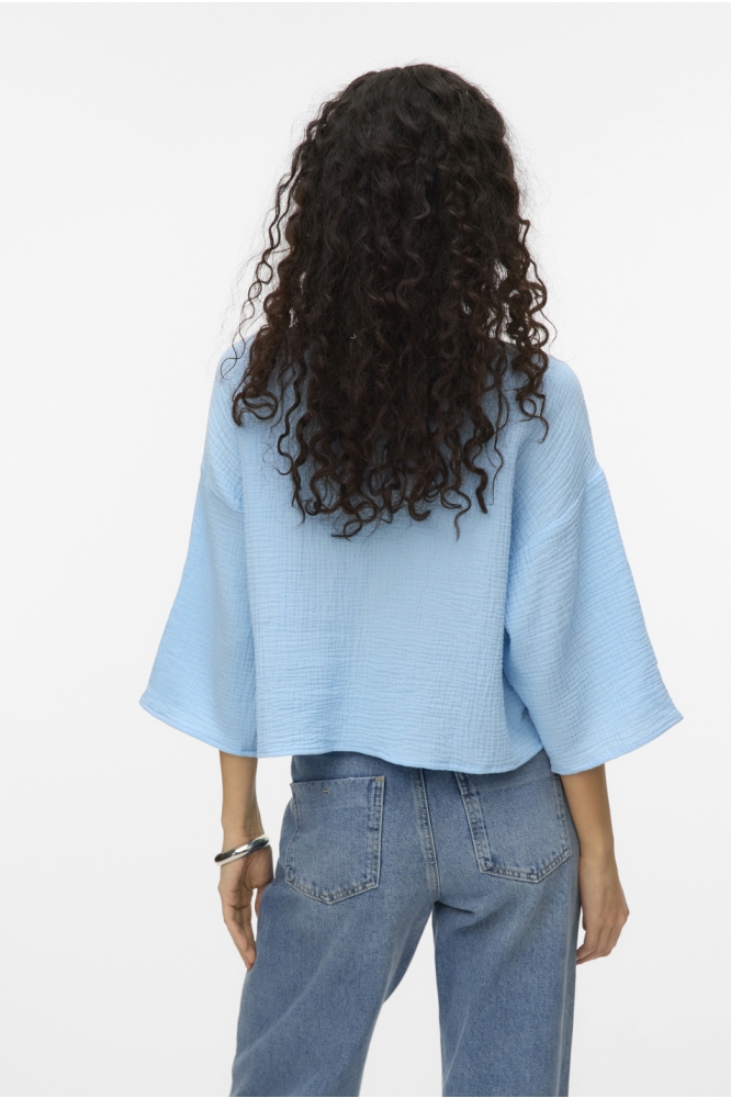 Vero Moda blauwe dames blouse | Model achteraanzicht