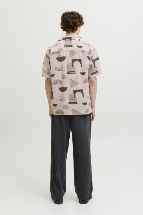 Jack & Jones ecru heren blouse | Model achteraanzicht