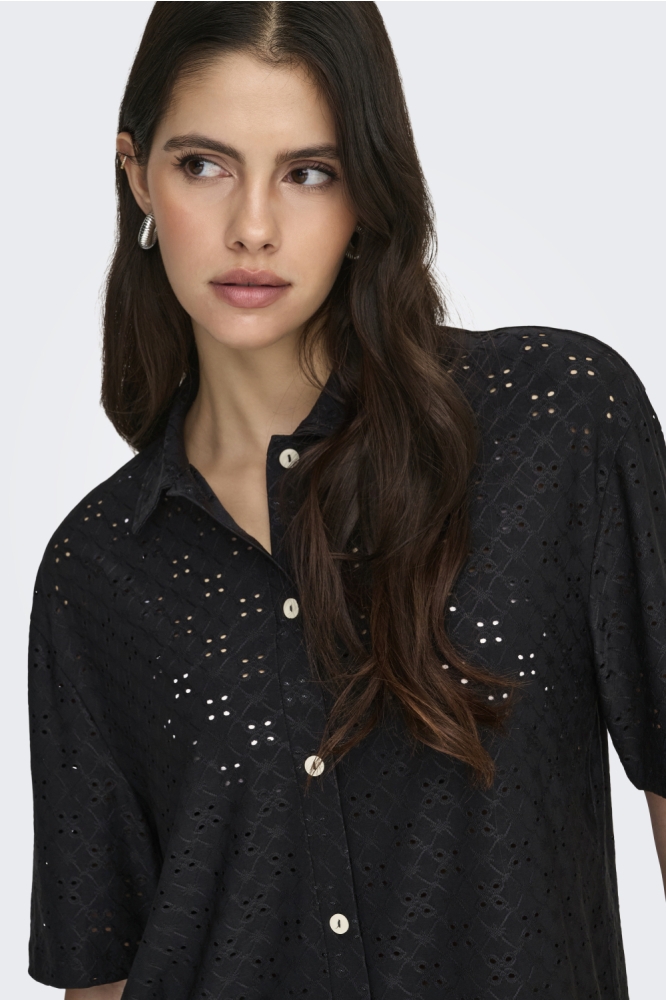 Jacqueline de Yong zwarte dames blouse | Close up