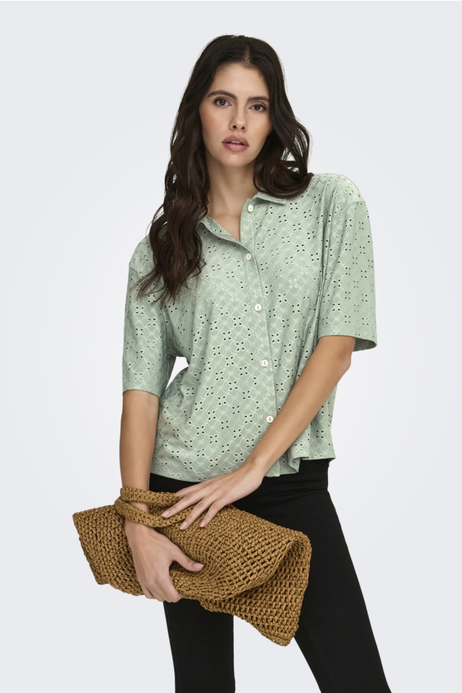 Jacqueline de Yong groene dames blouse | Model vooraanzicht