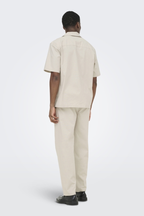 Only & Sons beige heren overhemd | Model achteraanzicht