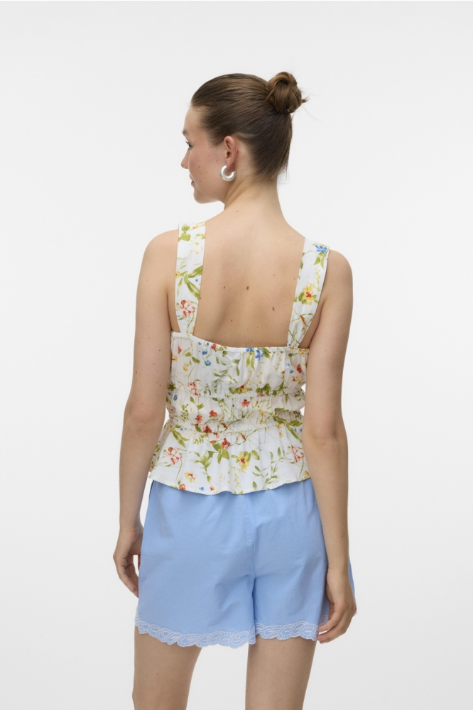 Vero Moda witte dames top | Model achteraanzicht