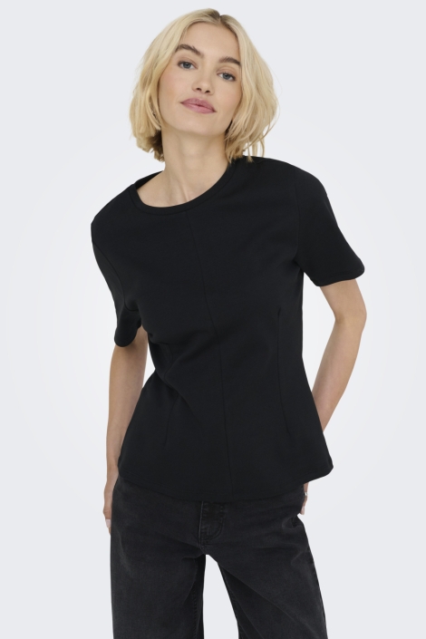 Jacqueline de Yong zwarte dames t-shirt | Model vooraanzicht