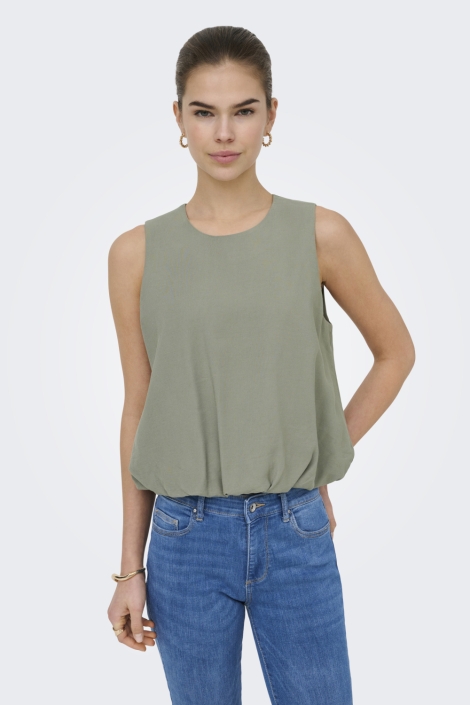 Only groene dames top | Model vooraanzicht