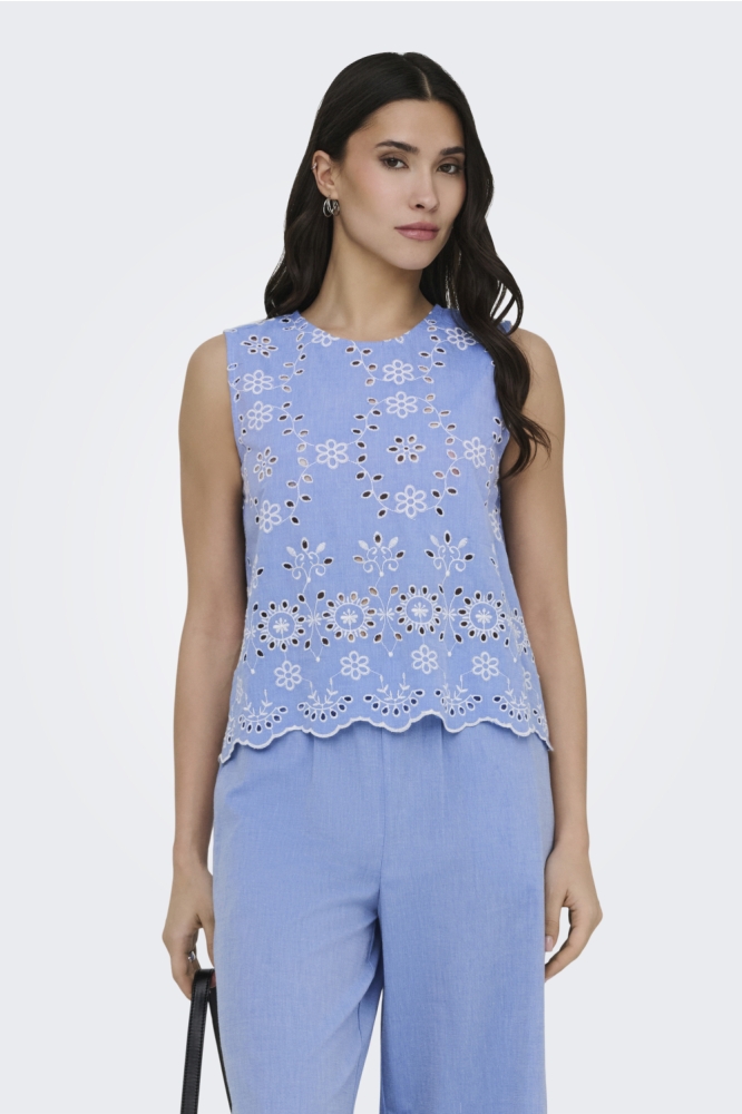 Jacqueline de Yong blauwe dames top | Model vooraanzicht