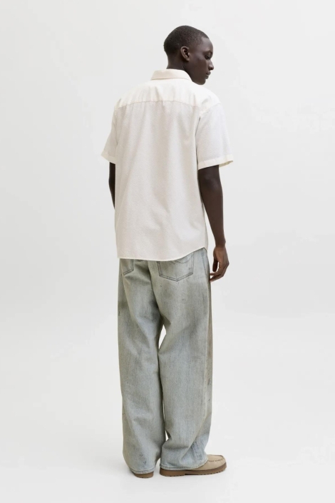 Jack & Jones beige heren overhemd | Model achteraanzicht