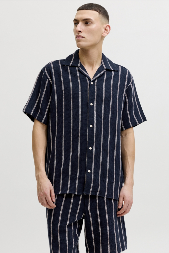 Jack & Jones blauwe heren overhemd | Model vooraanzicht