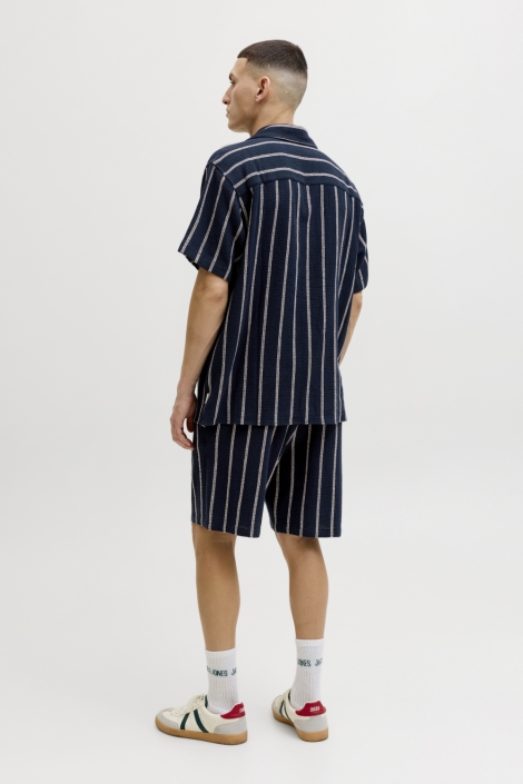 Jack & Jones blauwe heren overhemd | Model achteraanzicht