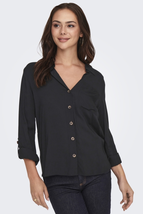 Jacqueline de Yong zwarte dames blouse | Model vooraanzicht