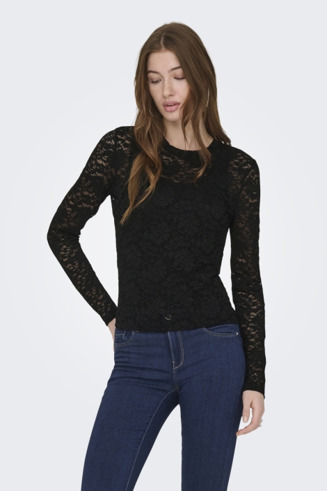 Only zwarte dames t-shirt | Model vooraanzicht