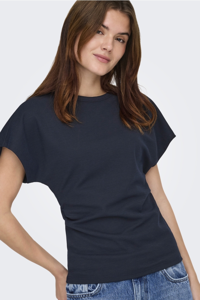 Only blauwe dames t-shirt | Model vooraanzicht