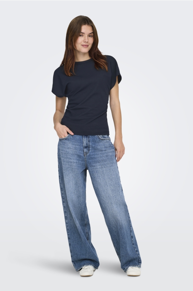 Only blauwe dames t-shirt | Model