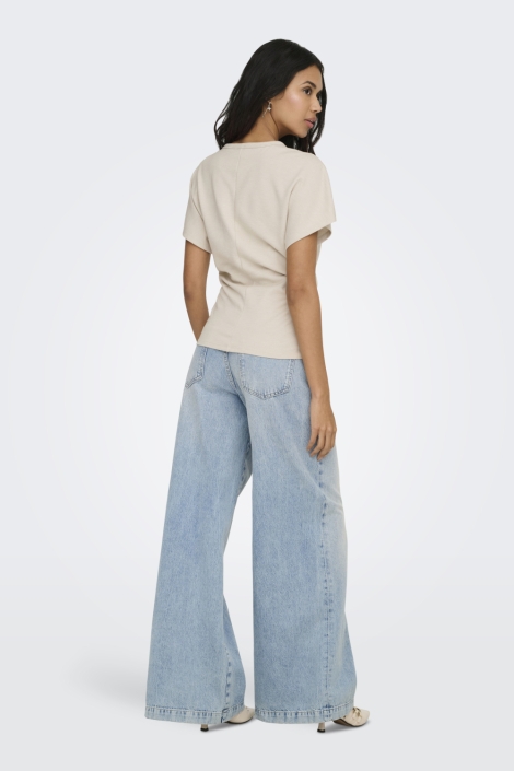 Only beige dames t-shirt | Model