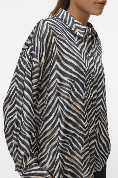 Vero Moda zwarte dames blouse | Close up