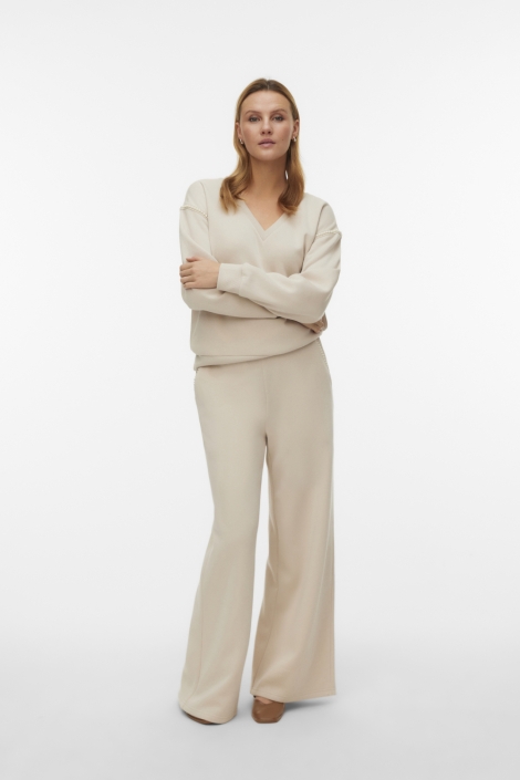 Vero Moda beige dames sweater | Model