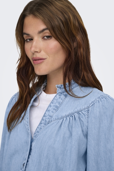 Only blauwe dames blouse | Close up